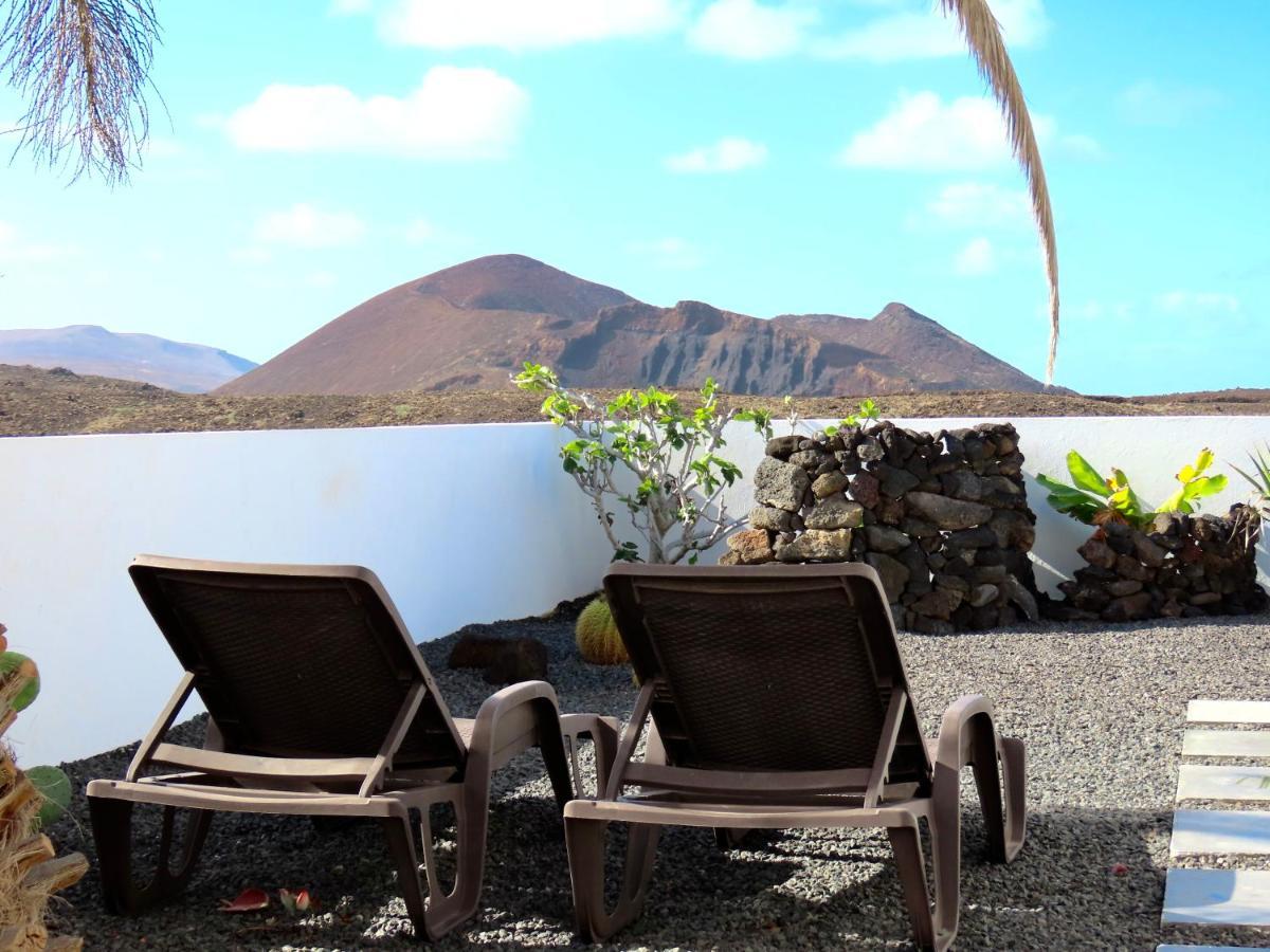 Casa Nusa La Santa Luaran gambar